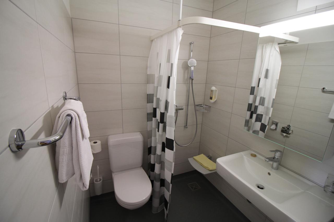 Hotel Kurhaus Am Sarnersee Sarnen Ngoại thất bức ảnh